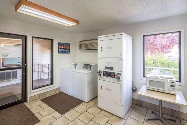 MOTEL 6 CLARKSTON (Clarkston)